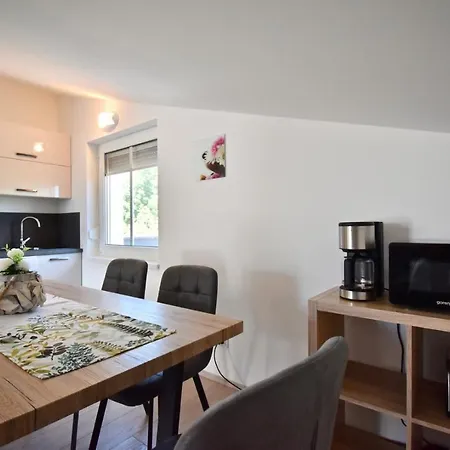 House With Sea View And Bbq Grill Holiday home *
